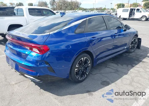 2021 Kia K5 Gt-Line z USA, uszkodzony, nr VIN 5XXG64J20MG068761